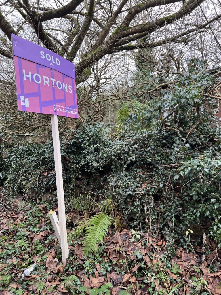 Our visit after the house chain finally dropped into place after our buyers' buyer changed at the last minute