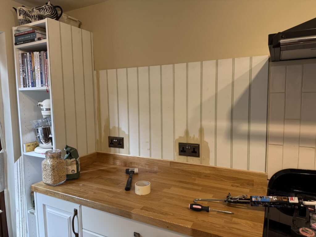 Power sockets back on and the Billy case board also in place